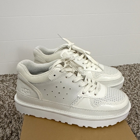UGG Shoes - UGG W HIGHLAND SNEAKER